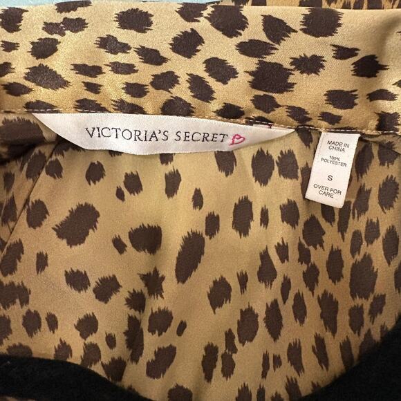 Victoria's Secret 2 piece leopard print satin pajama set small - Picture 6 of 6